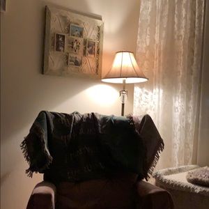 Meet your Posher, Lorraine